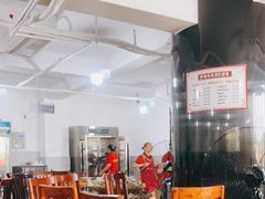 用餐区-野狗羊肉汤