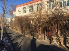 -斯多格书乡(北京大学畅春园店)