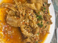 蒜香鸡脚-浩海火烧云傣家菜(京广店)