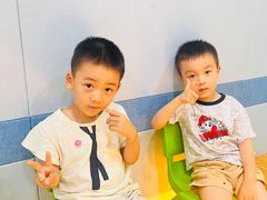 -蓝话筒·少儿成人演讲口才·主持朗诵·戏剧表演(大华第一坊店)