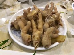 -虾弄弄海派小龙虾·牛羊蝎子火锅