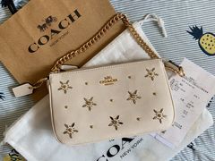 -COACH蔻驰(赛特奥特莱斯店)