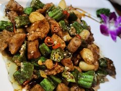 秋葵牛肉粒-中卫御苑福膳·养生局(圆明园店)