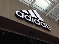 -adidas(正佳广场店)