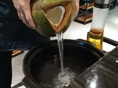 -东椰·海南椰子鸡火锅(朝阳门店)