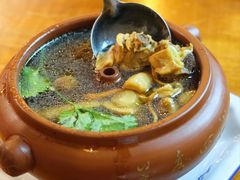 野生菌汽锅鸡-小厨子私房菜·云南美食店