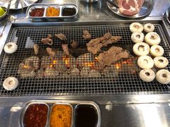-马路牙子烧烤音乐酒馆(望京店)