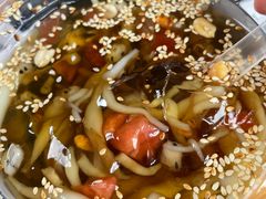 -黄利砖万峰林布依特色酸笋牛肉馆