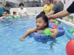 -熊小米专业儿童游泳馆