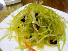 -溢心园香河肉饼总店