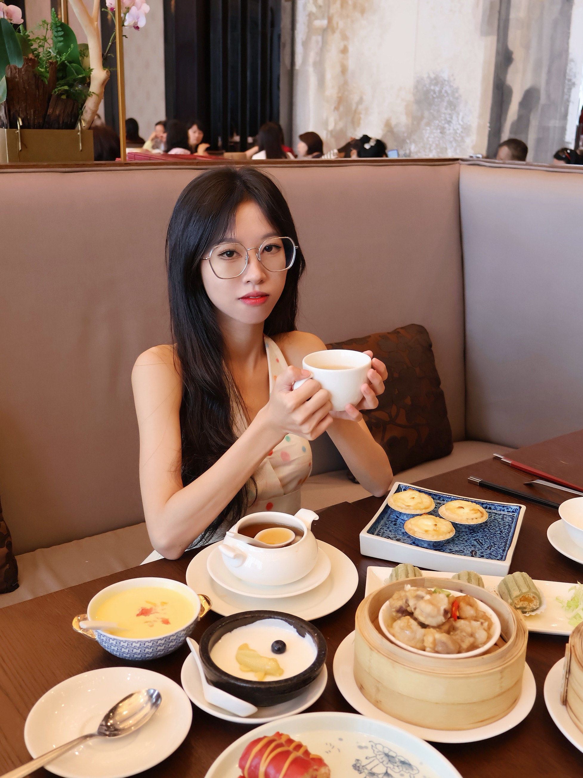 在五星级酒店喝早茶人均只要10077是什么体验