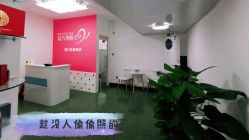 -苗方清颜祛痘·皮肤管理