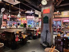 -萍姐火锅·公路夜市(武汉首店)