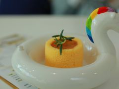 平平无奇的蛋糕卷-五进制 Coffee Shop