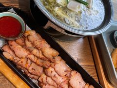 -蜜桃餐厅·伴山(湖滨商业街店)