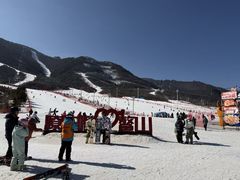 -鳌山滑雪度假区