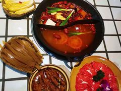 -贰回巷火锅馆(钟楼店)