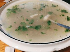-一群羊手扒肉·火锅·早茶(远东公寓店)