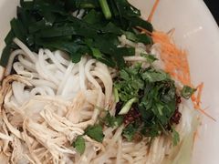 凉米线-新竹里馆·花园餐厅(兴苑路店)