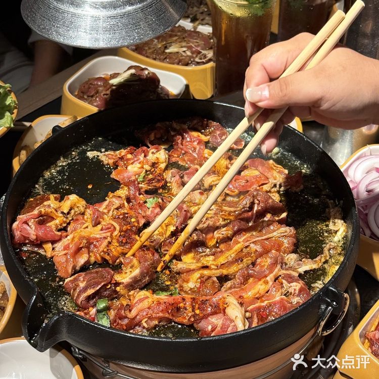 郑州首家！！郑州首家！！真鲨疯了！！！