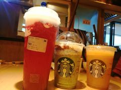 -瑞幸咖啡(凯德龙之梦莘庄店)