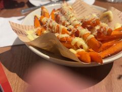 -芭莉与彩虹西餐厅(成都合生汇店)