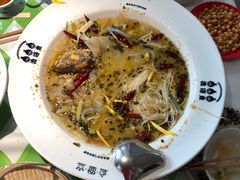 -渔语鱼酸菜鱼新川菜(来福士店)