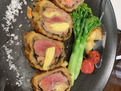 惠灵顿牛排-斯比特花园西餐厅(东方商厦店)