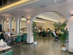 -何适山庄·团餐住宿(水长城P2停车场店)