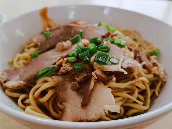 爱西干面(小公园总店)-"潮汕小吃都不讲究环境,加上爱西干面在汕头.