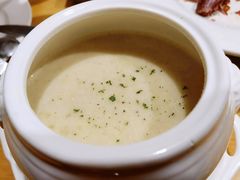 土豆蘑菇奶油汤-巴伐利亚啤酒坊(意式风情街店)