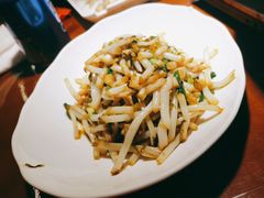 -魏铭鱼头捞饭(晋阳路店)