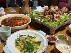 -蒙亨·手把肉·蒙古包文化主题餐厅(乌兰察布天恒广场店)