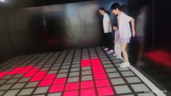 -趣动方格·跳格子(同城街华联店)