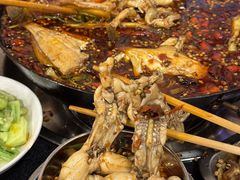 -鸿顺老铁锅美蛙鱼府(解放碑店)
