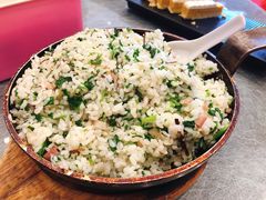 -侬佳蒸菜馆(听潮店)