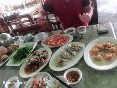 -四川小胡子海鲜(丁村万人海鲜广场店)