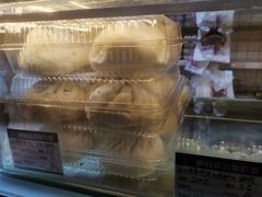 -白玉兰食品甜凤店(合生汇店)
