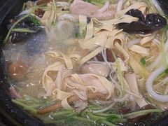 -丽虹云南过桥米线(兴工街店)