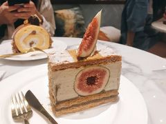 无花果·焙茶拿破仑酥-KNOTKNOT珞珞·日式甜品(K11店)