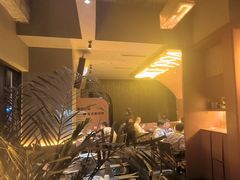 -何师烧烤Pro ·江湖川菜·小龙虾·精酿(太古里旗舰店)