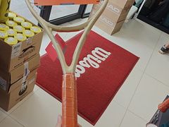 -Wilson威尔胜(漕溪北路店)