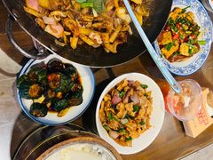 -富正毅三下锅·湘西韵味(天门山索道店)