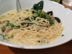 -乐忻皇朝(上海中心大厦店)