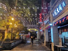-吉庆街美食广场