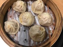 鲜肉汤包-回味鸭血粉丝汤(新城市广场店)