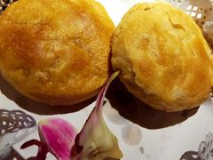 浪漫鲜花饼-老牌坊云南鱼豆花火锅(哈西万达店)