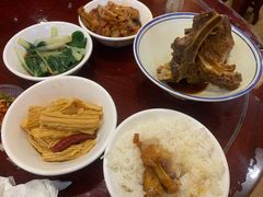 -张卤堂·砂锅卤肘子(南头店)
