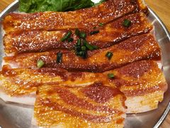 调味牛五花肉-青瓦炭韩潮烤肉(花园道店)