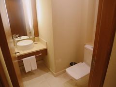 -上海浦东康桥绿地假日酒店
